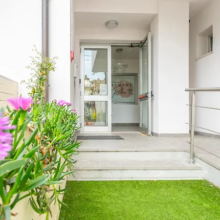 Relax 3* רימיני