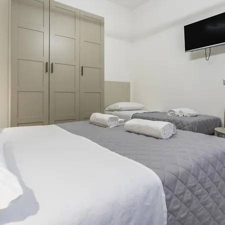 Aparthotel Relax *