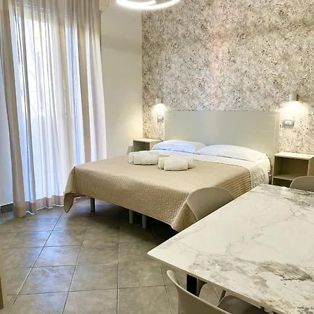 Relax Aparthotel *