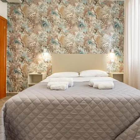 Relax 3* Римини