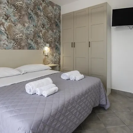 Relax Aparthotel *