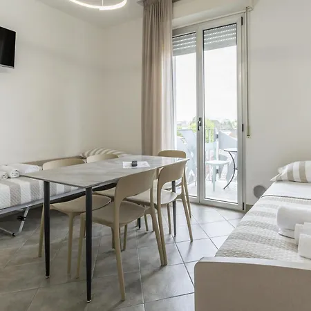 Relax Aparthotel