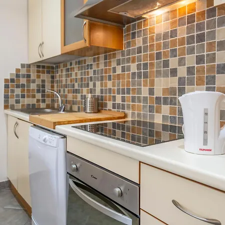 Relax Apartmanhotel 3*